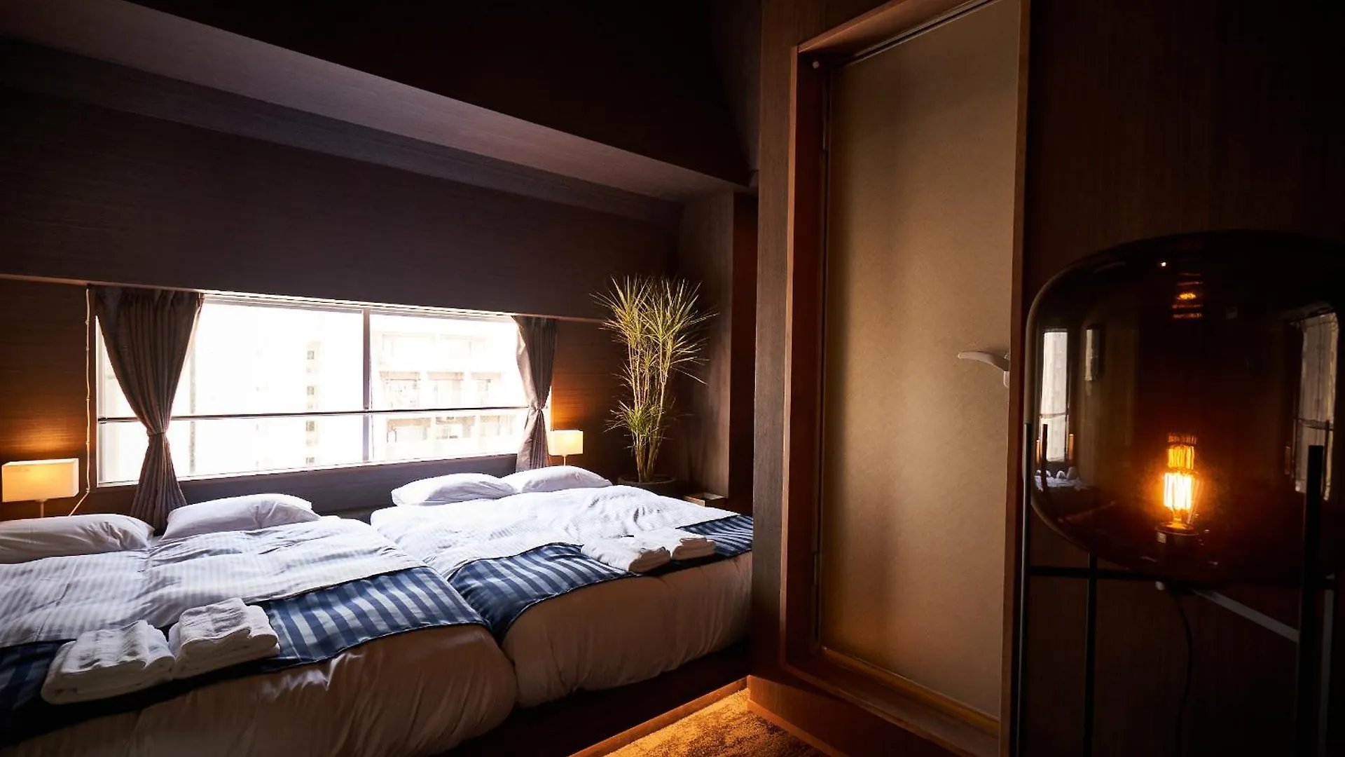 &And Hostel Hommachi East Osaka 0*,  Japan